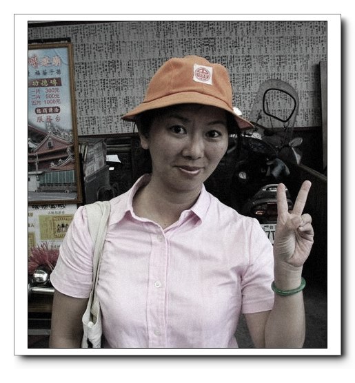 忙碌不忘搞笑 忙碌不忘搞笑