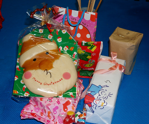 【孩子的】牛牛家的聖誕 party 【孩子的】牛牛家的聖誕 party