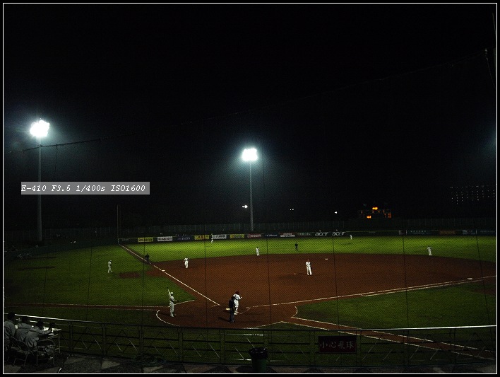 【孩子的】邦邦看棒球 【孩子的】邦邦看棒球