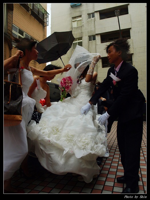 【好玩的】颱風天~ 【好玩的】颱風天~