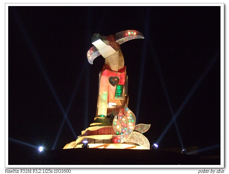 【好看的】台灣燈會牛主燈「亮」了相 【好看的】台灣燈會牛主燈「亮」了相