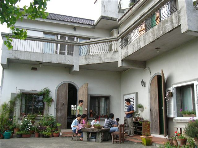 造訪飛鳥小屋 造訪飛鳥小屋