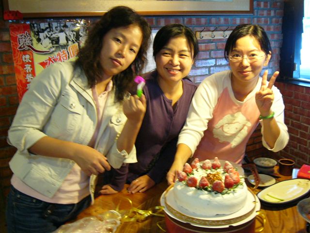 遲來的培曉生日照片,還有阿姨的蛋糕 遲來的培曉生日照片,還有阿姨的蛋糕